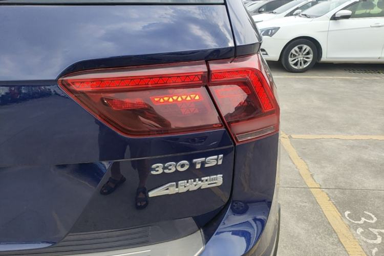 Used Volkswagen Tiguan 2018 330TSI Four-Wheel Drive High-End Model Right Rear Taillight