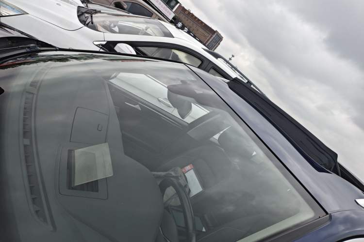 Used Volkswagen Tiguan 2018 330TSI All-Wheel-Drive Innovation Model Roof