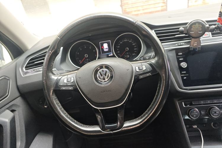 Used Volkswagen Tiguan 2018 280TSI Two-Wheel-Drive Elite Version Steering Wheel