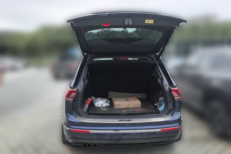Used Volkswagen Tiguan 2018 330TSI Four-Wheel Drive High-End Model Trunk