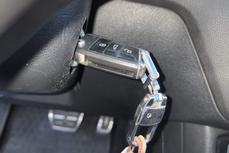 Used Volkswagen Tiguan 2018 330TSI Four-Wheel Drive High-End Model Vehicle Key