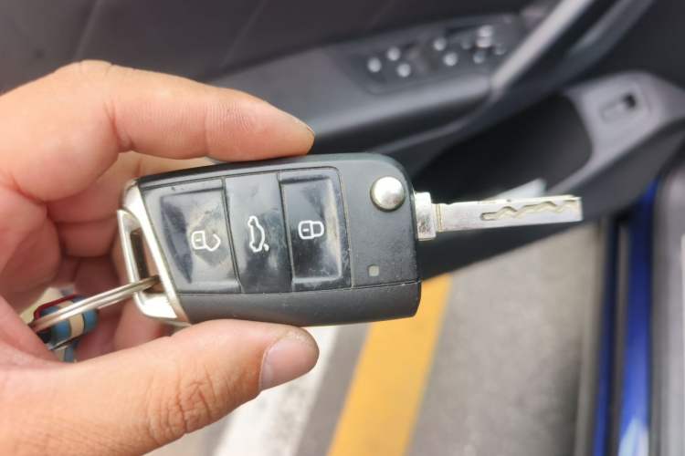 Used Volkswagen Tiguan 2018 330TSI All-Wheel-Drive Innovation Model Vehicle Key