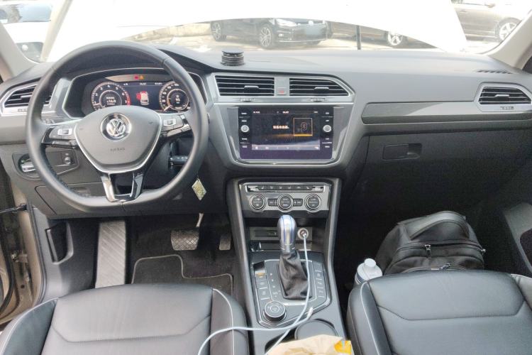 Used Volkswagen Tiguan 2018 330TSI Four-Wheel Drive High-End Model Center Console