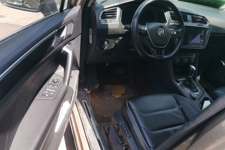 Used Volkswagen Tiguan 2018 330TSI All-Wheel-Drive Innovation Model Driver Seat