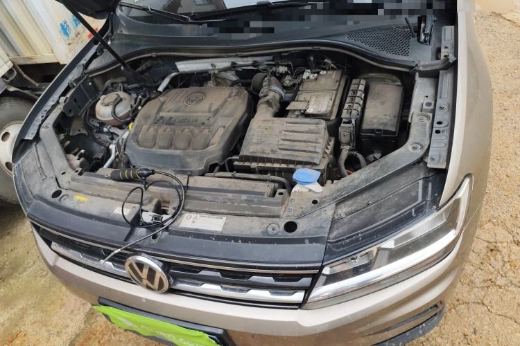 Used Volkswagen Tiguan 2018 330TSI All-Wheel-Drive Innovation Model Engine Bay