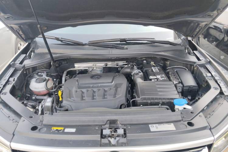 Used Volkswagen Tiguan 2018 330TSI Four-Wheel Drive High-End Model Engine Bay