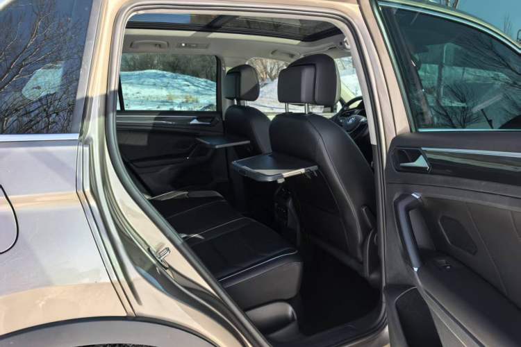 Used Volkswagen Tiguan 2018 330TSI Four-Wheel Drive High-End Model Interior 11