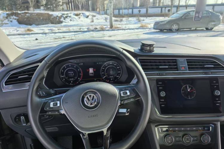 Used Volkswagen Tiguan 2018 330TSI Four-Wheel Drive High-End Model Interior 2