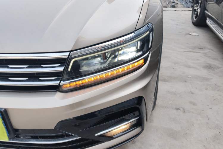 Used Volkswagen Tiguan 2018 330TSI Four-Wheel Drive High-End Model Left Front Headlight