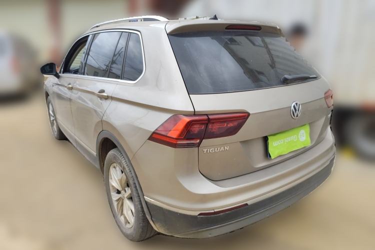 Used Volkswagen Tiguan 2018 330TSI All-Wheel-Drive Innovation Model Rear Left 45 Deg