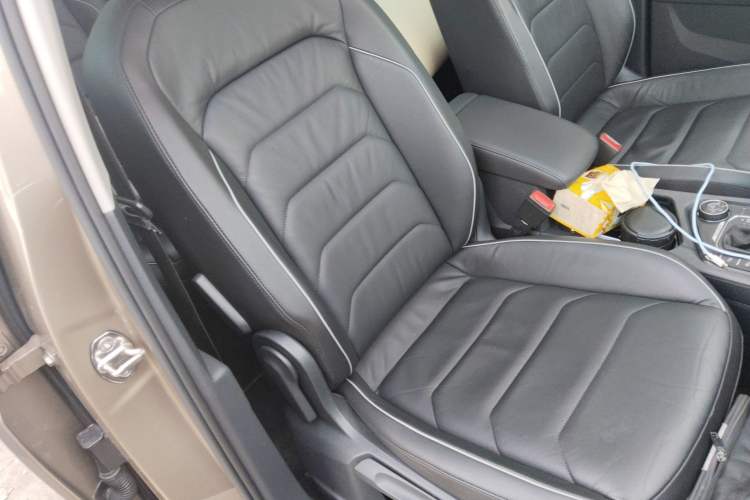Used Volkswagen Tiguan 2018 330TSI Four-Wheel Drive High-End Model Right Front Seat