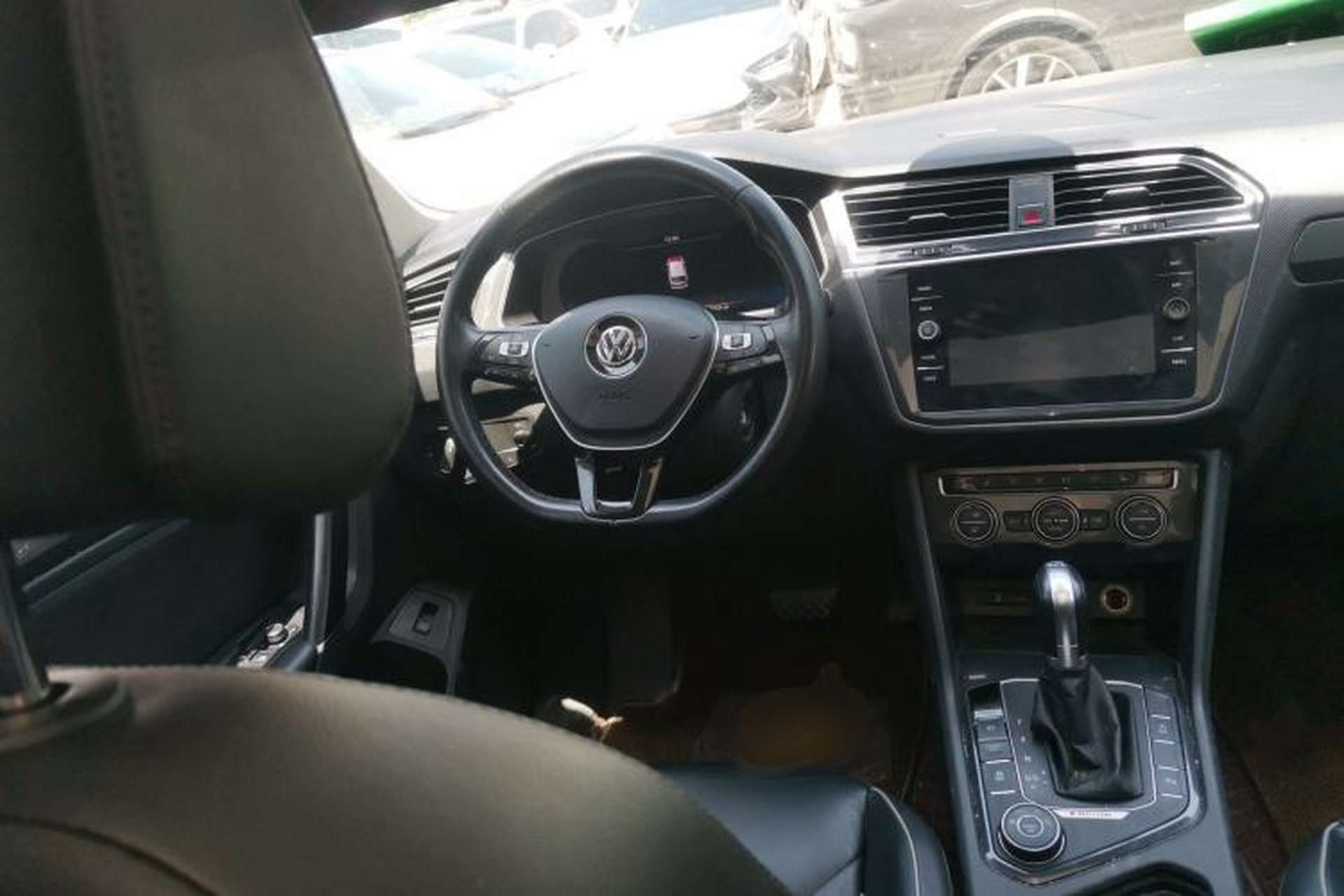 Used Volkswagen Tiguan 2018 330TSI All-Wheel-Drive Innovation Model Steering Wheel
