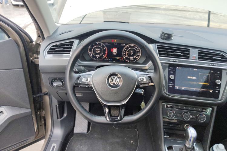 Used Volkswagen Tiguan 2018 330TSI Four-Wheel Drive High-End Model Steering Wheel