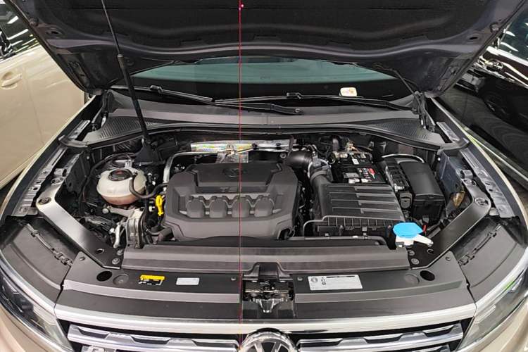 Used Volkswagen Tiguan 2018 330TSI Four-Wheel Drive High-End Model Engine Bay