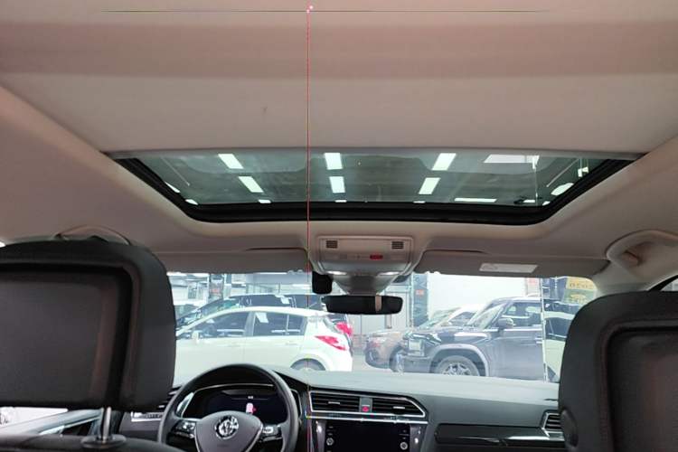 Used Volkswagen Tiguan 2018 330TSI Four-Wheel Drive High-End Model Headliner