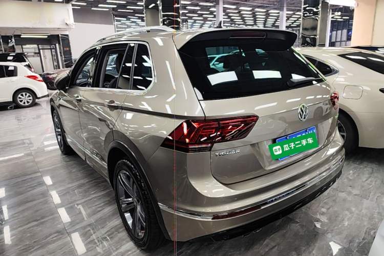 Used Volkswagen Tiguan 2018 330TSI Four-Wheel Drive High-End Model Rear Left 45 Deg