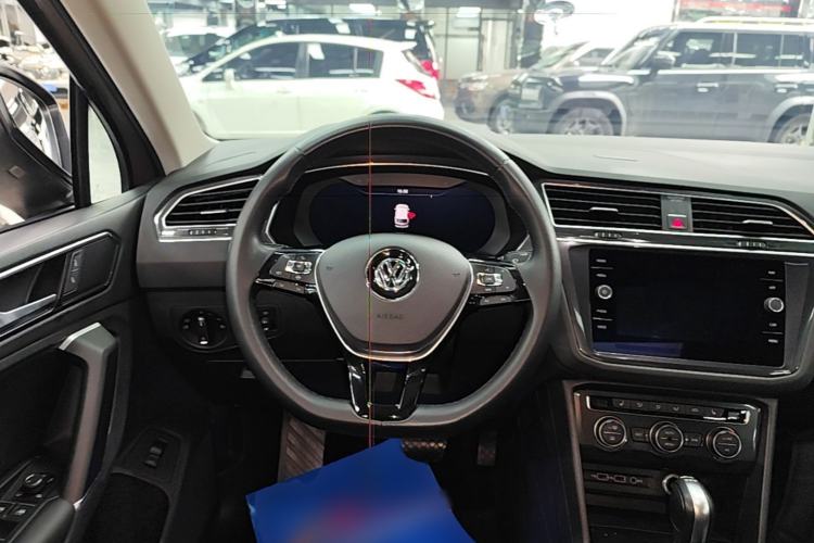Used Volkswagen Tiguan 2018 330TSI Four-Wheel Drive High-End Model Steering Wheel