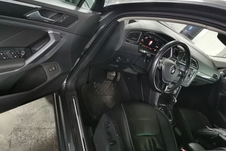 Used Volkswagen Tiguan 2018 330TSI All-Wheel-Drive Innovation Model Driver Seat