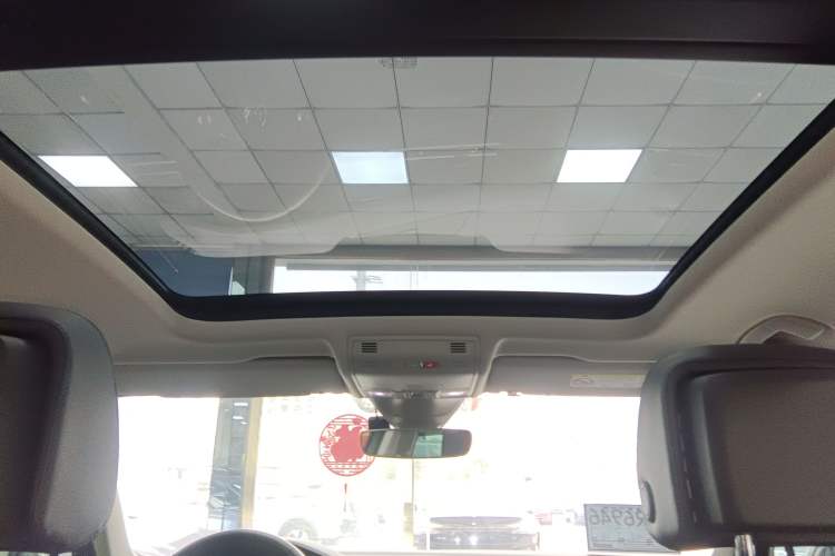 Used Volkswagen Tiguan 2018 330TSI Four-Wheel Drive High-End Model Headliner