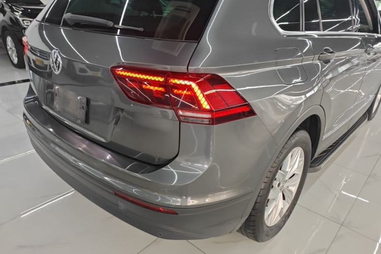 Used Volkswagen Tiguan 2018 280TSI Two-Wheel-Drive Elite Version Right Rear Taillight