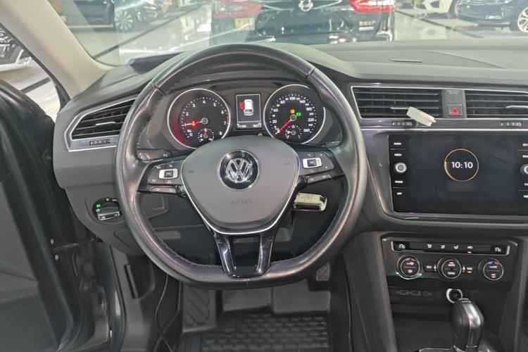 Used Volkswagen Tiguan 2018 280TSI Two-Wheel-Drive Elite Version Steering Wheel