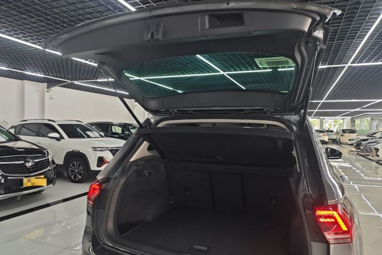Used Volkswagen Tiguan 2018 280TSI Two-Wheel-Drive Elite Version Trunk