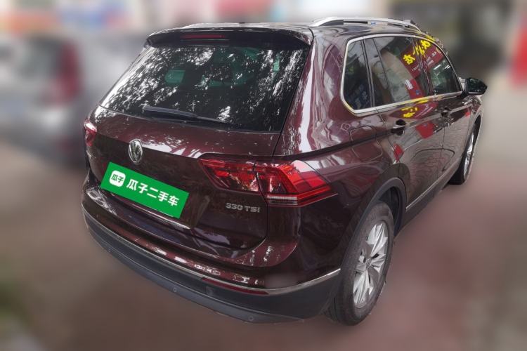Used Volkswagen Tiguan 2018 330TSI All-Wheel-Drive Innovation Model Rear Right 45 Deg