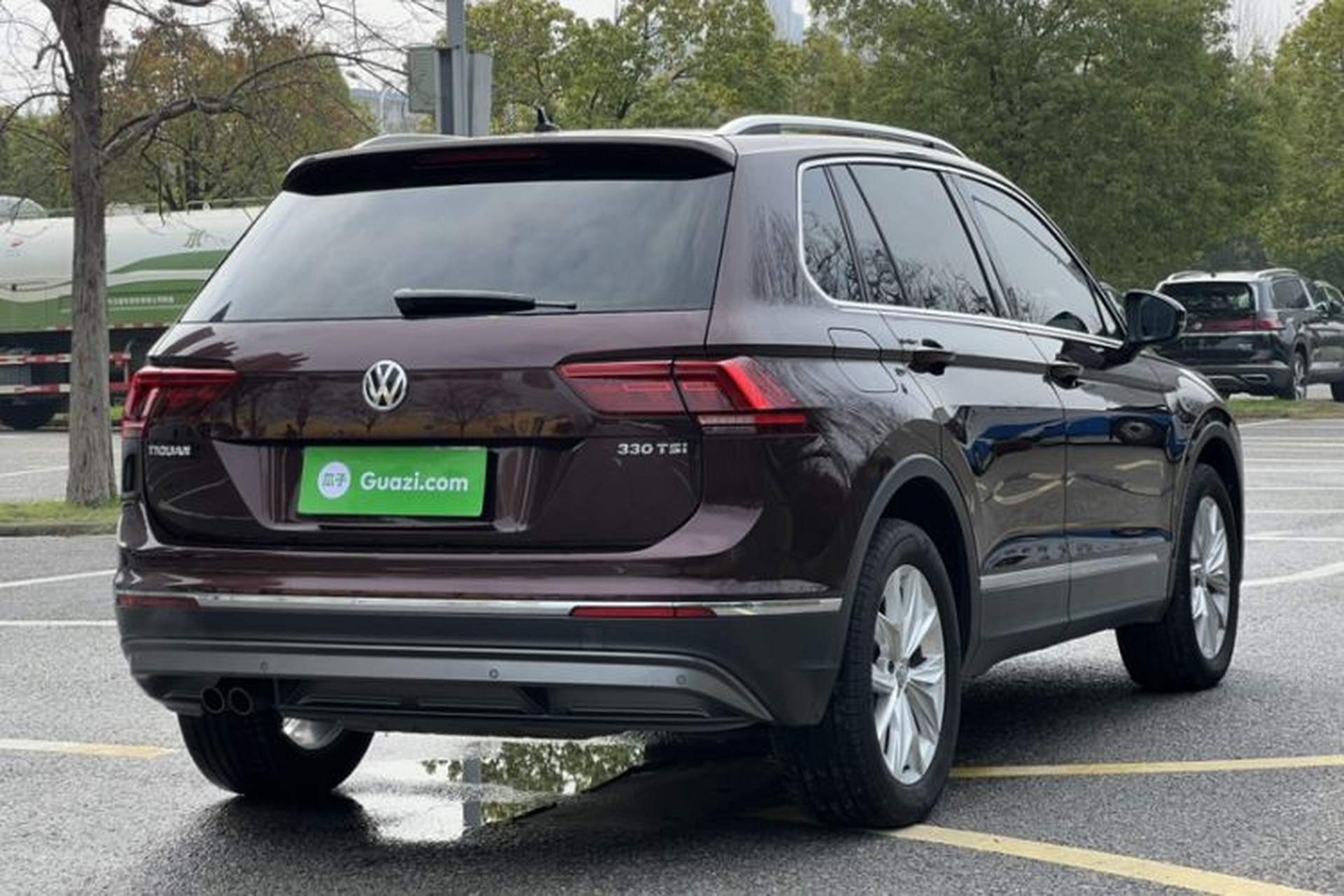 Used Volkswagen Tiguan 2018 330TSI All-Wheel-Drive Innovation Model Exterior 6