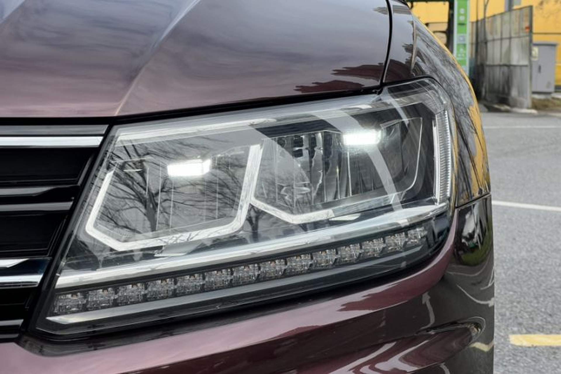 Used Volkswagen Tiguan 2018 330TSI All-Wheel-Drive Innovation Model Exterior 7