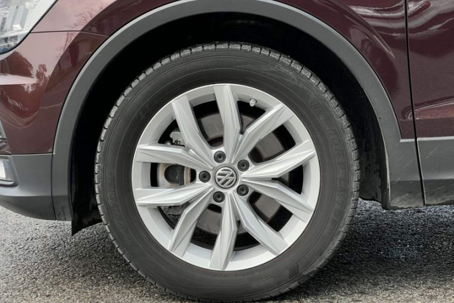 Used Volkswagen Tiguan 2018 330TSI All-Wheel-Drive Innovation Model Exterior 8