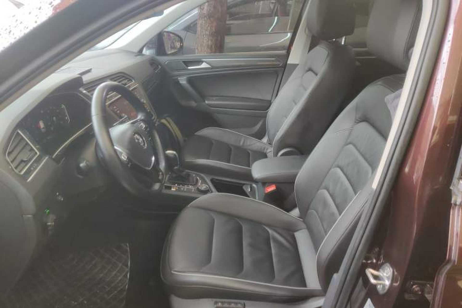 Used Volkswagen Tiguan 2018 330TSI All-Wheel-Drive Innovation Model Left Front Seat
