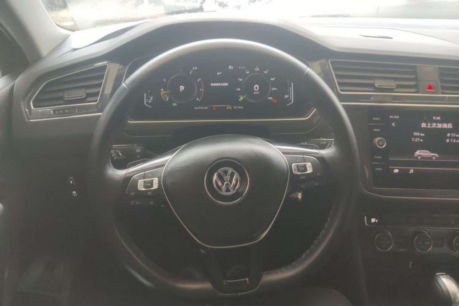 Used Volkswagen Tiguan 2018 330TSI All-Wheel-Drive Innovation Model Steering Wheel