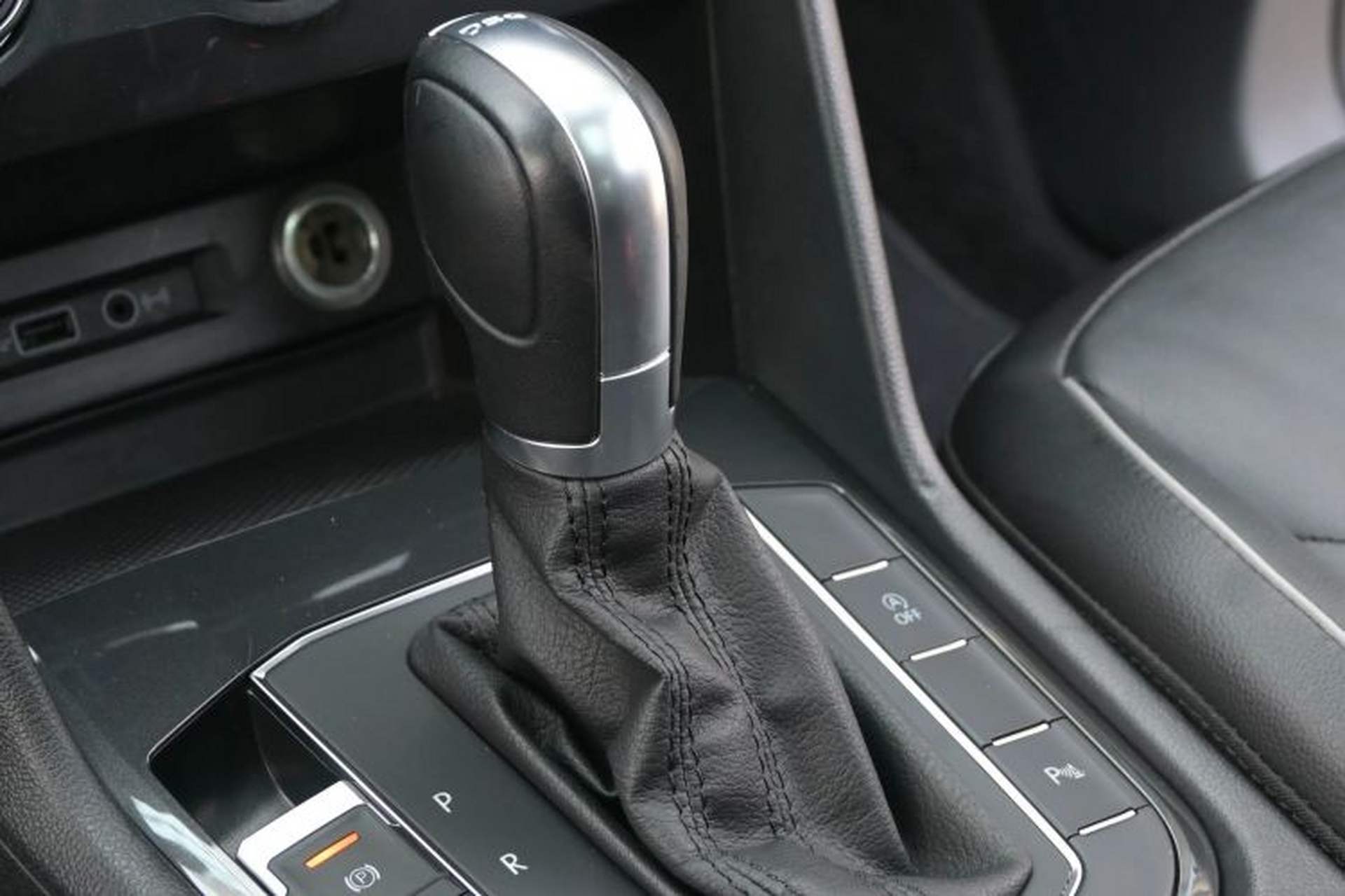 Used Volkswagen Tiguan 2018 330TSI All-Wheel-Drive Innovation Model Interior 5