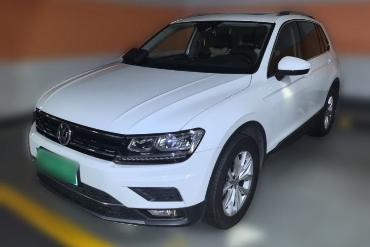 Used Volkswagen Tiguan 2018 330TSI All-Wheel-Drive Innovation Model Guazi used car, China used car export, Used car for sale, Used cars, Cheapest cars for sale