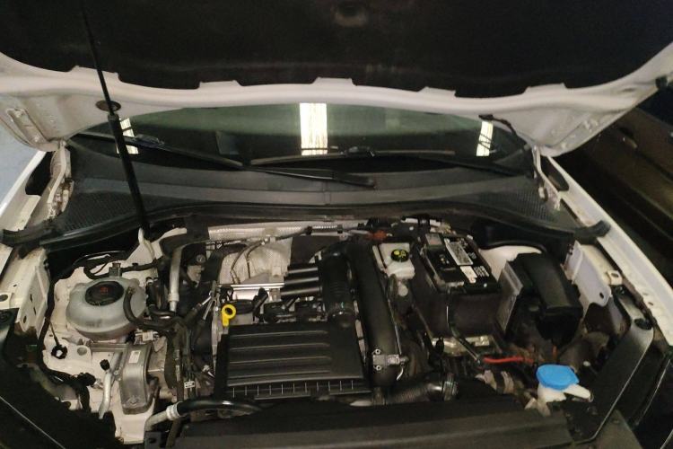 Used Volkswagen Tiguan 2018 280TSI Two-Wheel-Drive Elite Version Engine Bay