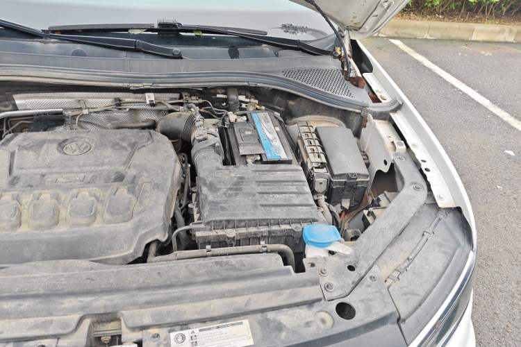Used Volkswagen Tiguan 2018 330TSI Four-Wheel Drive High-End Model Engine Bay Left