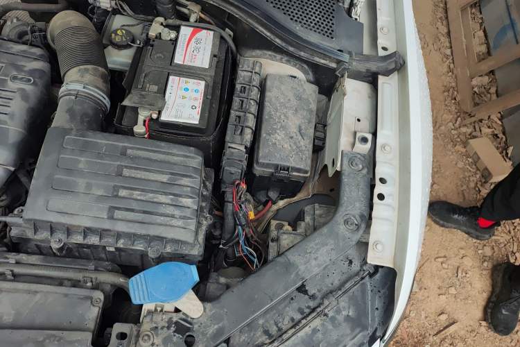 Used Volkswagen Tiguan 2018 380TSI Four-Wheel Drive R-Line Engine Bay Left