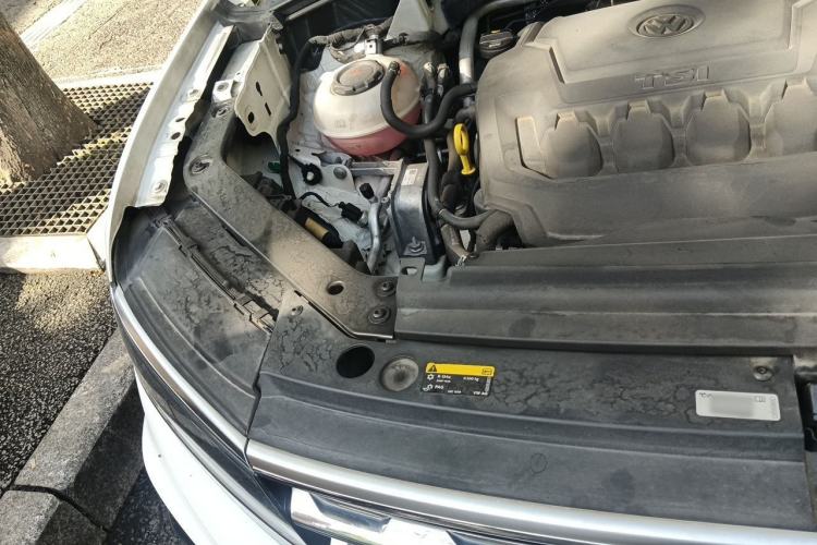 Used Volkswagen Tiguan 2018 330TSI Four-Wheel Drive High-End Model Engine Bay Right