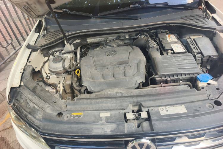 Used Volkswagen Tiguan 2018 330TSI All-Wheel-Drive Innovation Model Engine Bay