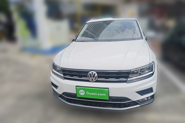 Used Volkswagen Tiguan 2018 330TSI All-Wheel-Drive Innovation Model Exterior 1