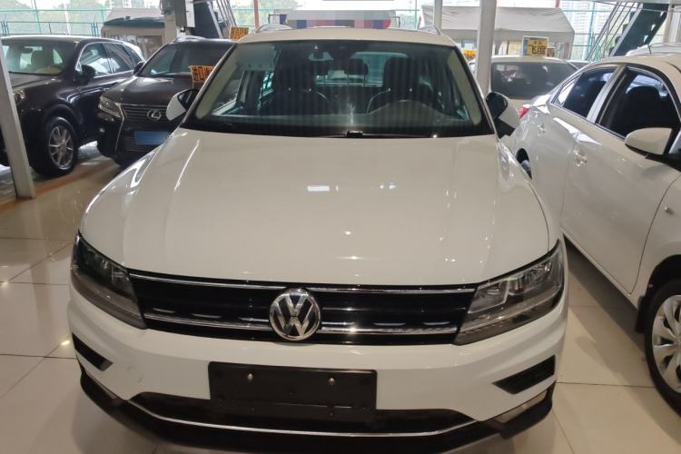 Used Volkswagen Tiguan 2018 330TSI All-Wheel-Drive Innovation Model Exterior 1