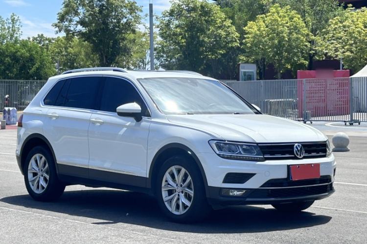 Used Volkswagen Tiguan 2018 330TSI All-Wheel-Drive Innovation Model Exterior 1
