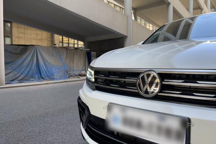 Used Volkswagen Tiguan 2018 330TSI Four-Wheel Drive High-End Model Exterior 8