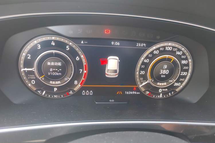 Used Volkswagen Tiguan 2018 380TSI Four-Wheel Drive R-Line Instrument Cluster