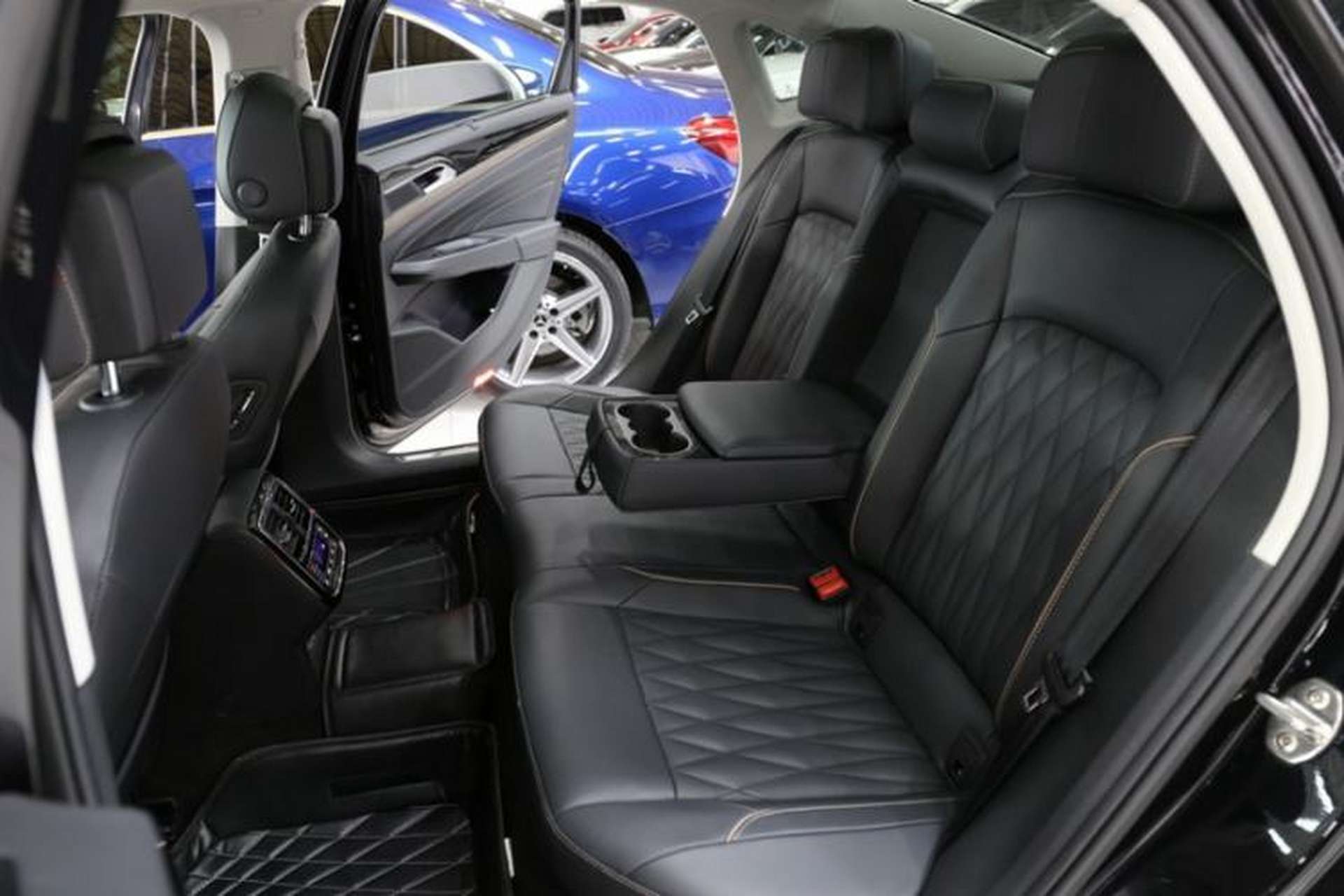 Used Volkswagen Tiguan 2018 330TSI All-Wheel-Drive Innovation Model Interior 2