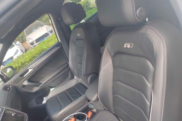 Used Volkswagen Tiguan 2018 380TSI Four-Wheel Drive R-Line Left Front Seat