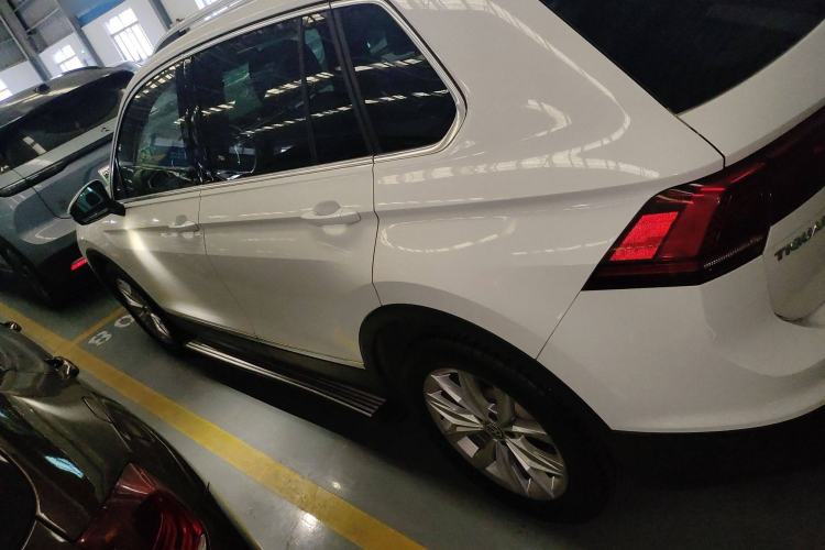 Used Volkswagen Tiguan 2018 280TSI Two-Wheel-Drive Elite Version Left Side