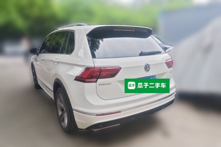 Used Volkswagen Tiguan 2018 380TSI Four-Wheel Drive R-Line Rear Left 45 Deg