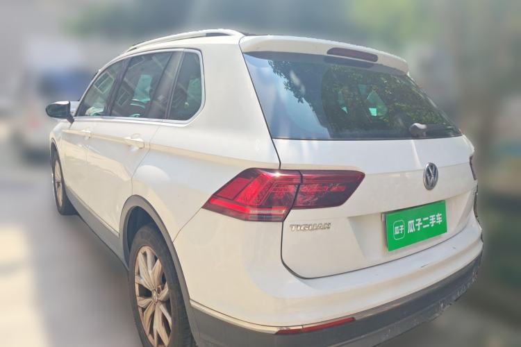 Used Volkswagen Tiguan 2018 330TSI All-Wheel-Drive Innovation Model Rear Left 45 Deg