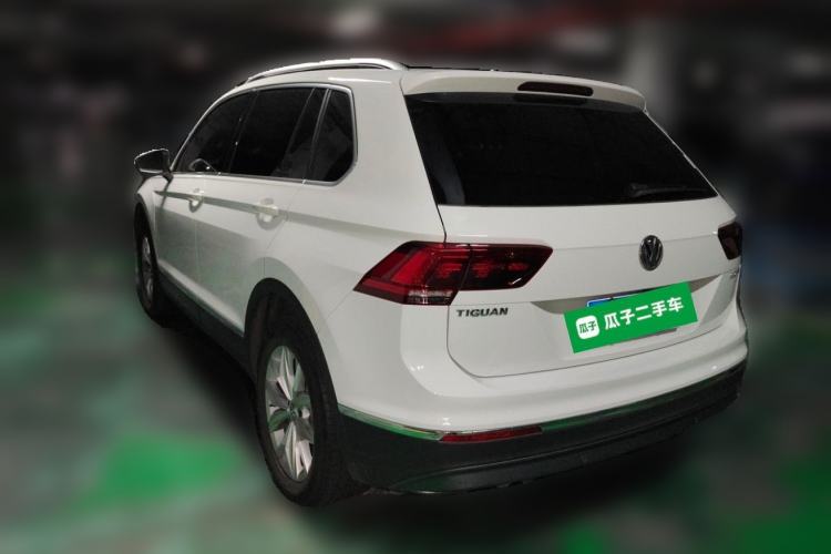 Used Volkswagen Tiguan 2018 330TSI All-Wheel-Drive Innovation Model Rear Left 45 Deg